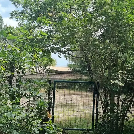 Hébergement de vacances Bord De Plage & Piscine Naturelle Ares