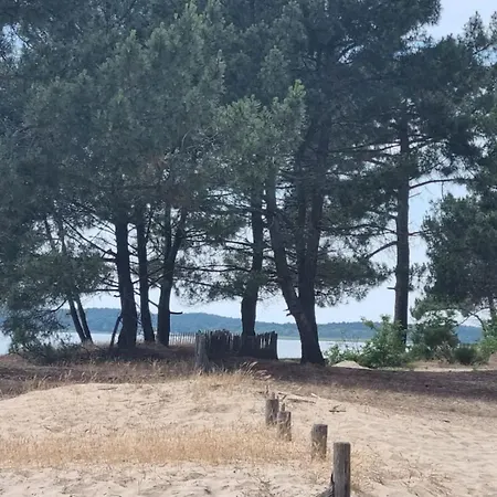 Bord De Plage & Piscine Naturelle Ferienhaus *